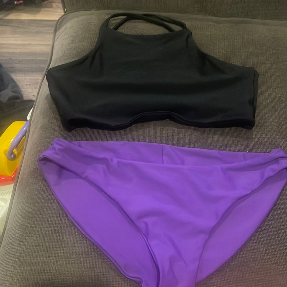 Fruit loop Hapuna bottom and Black Lava Mauna Kea Top